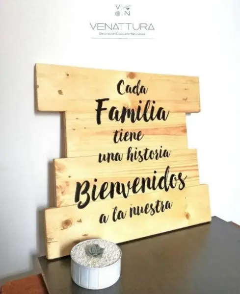 Cuadro en madera con lema